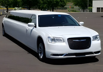 White Chrysler 300 Limo