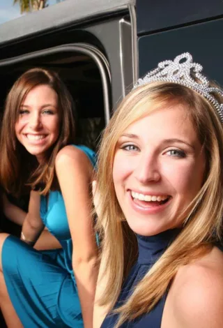 Girls enjoying on Sweet 16 party